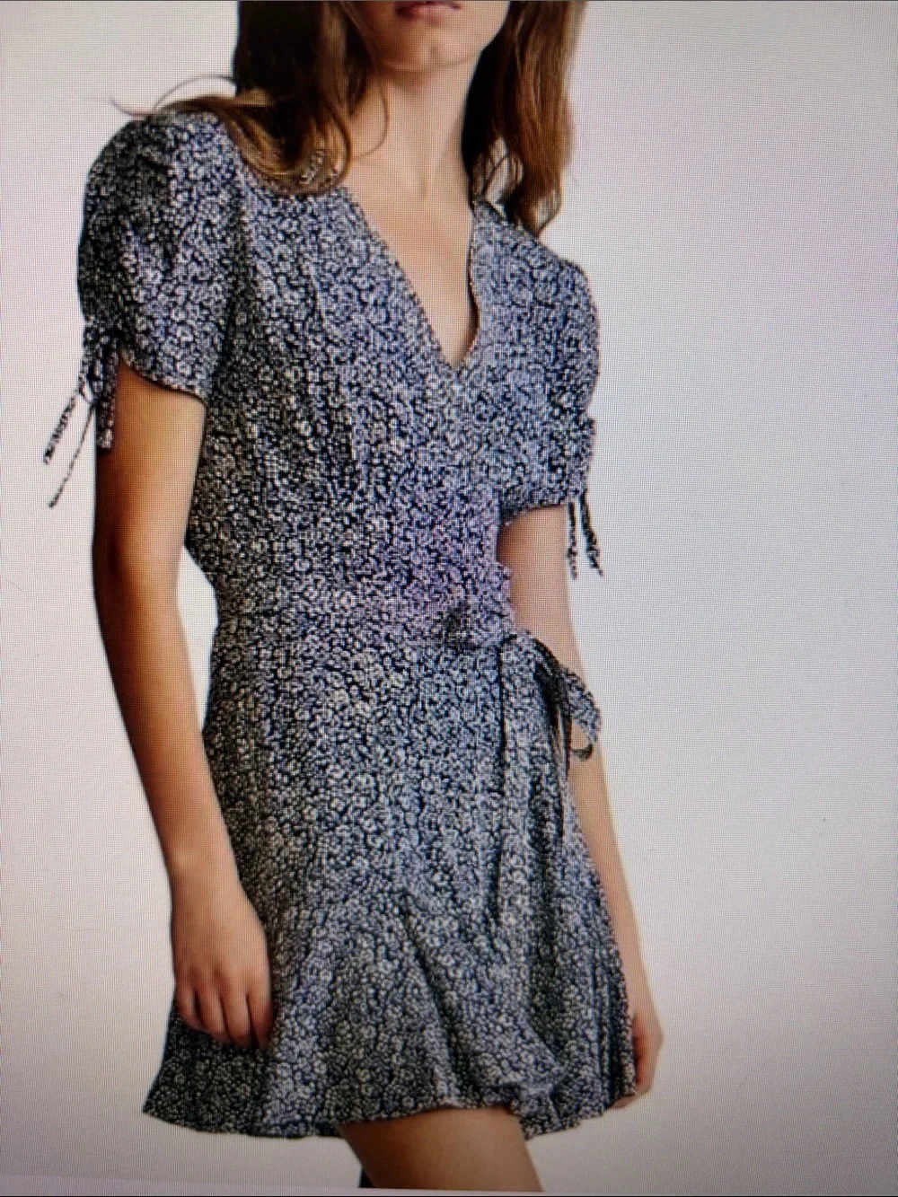 Polo by Ralph Lauren Blue Floral s/s Nami Crepe Wrap Mini Dress, 6 - Picture 2 of 11